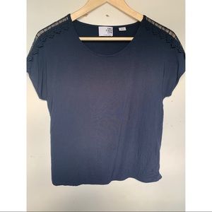 Navy blue tee shirt